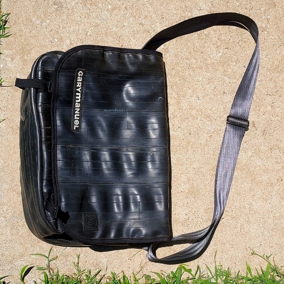 Alchemy Goods Messenger Bag
